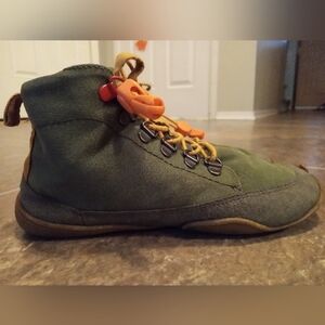Wildling "Yew" Boots, size 37